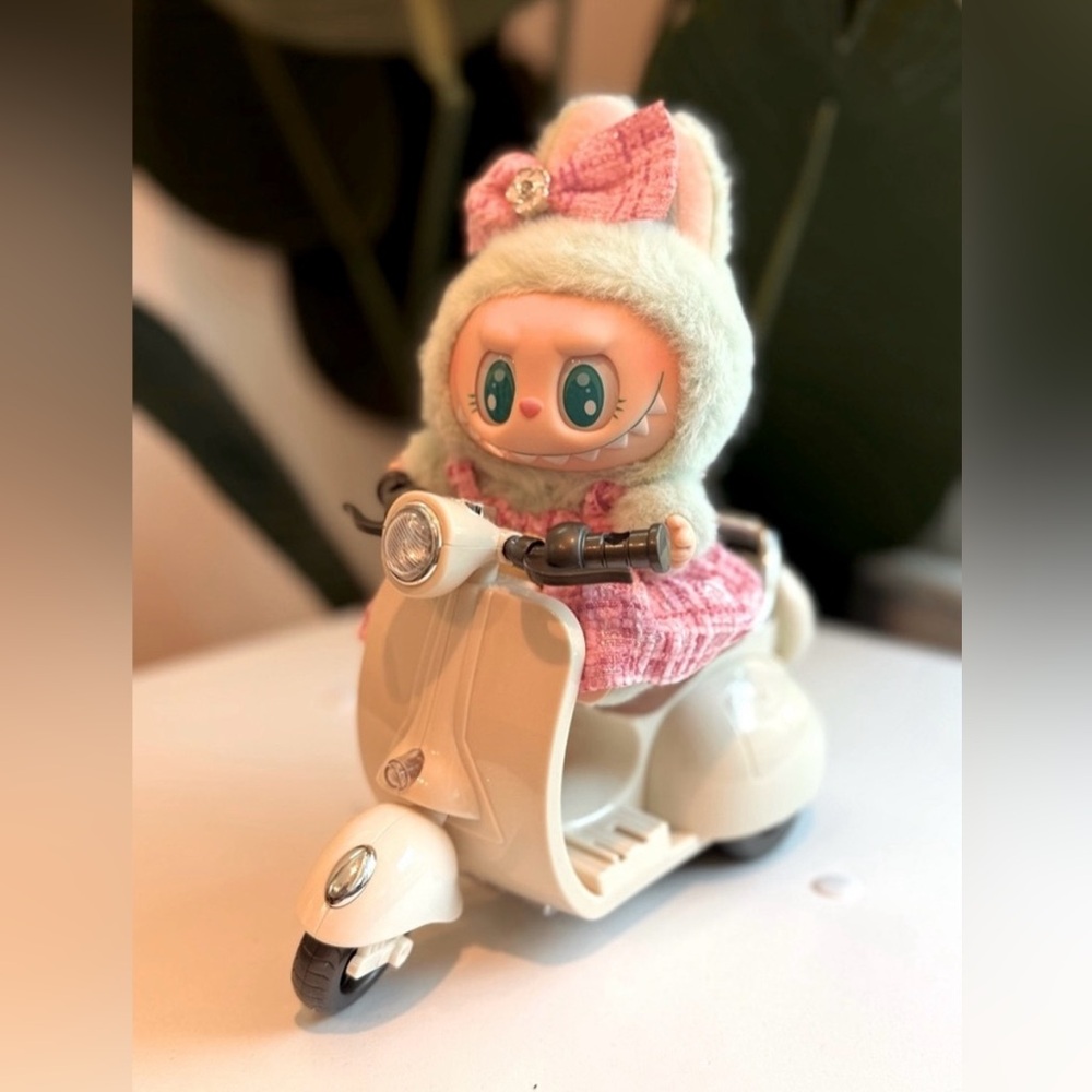 Labubu Scooter